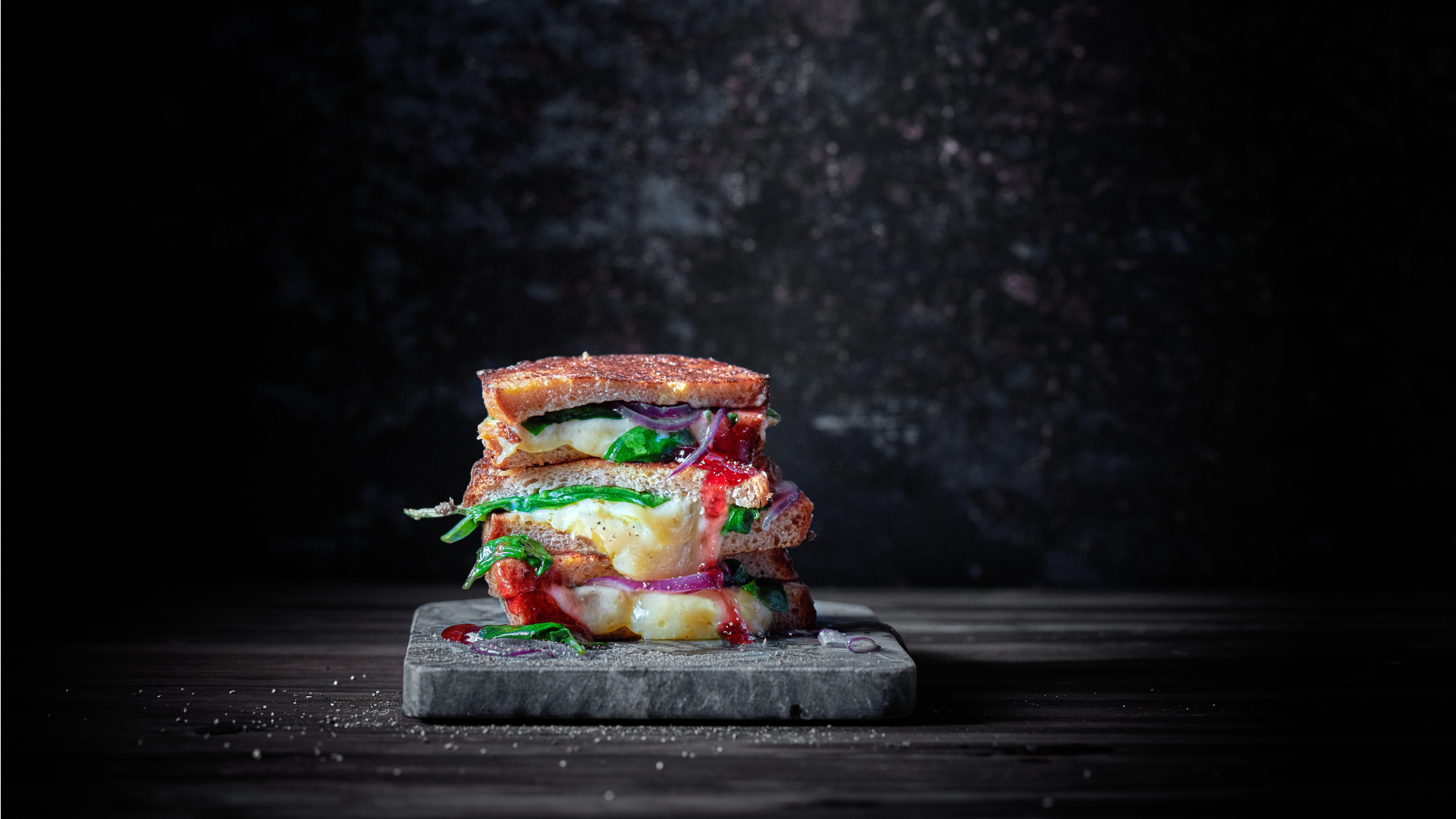 Premium-Sandwich mit Schweizer Emmentaler AOP URTYP®