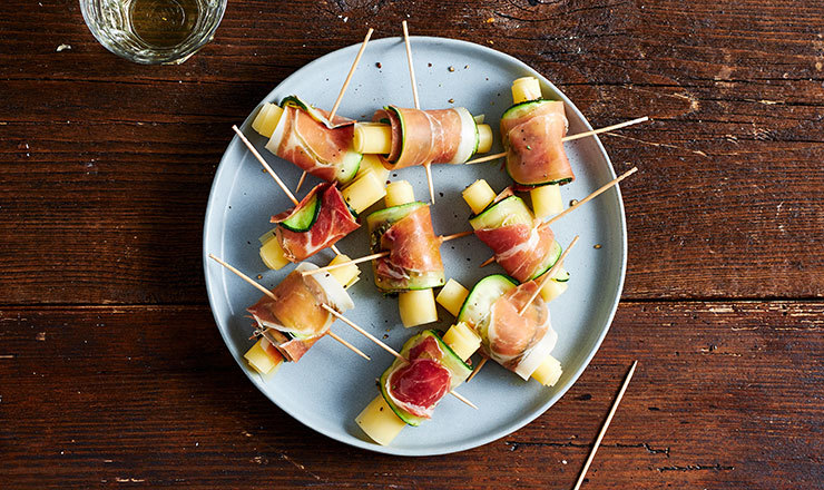 Apérohäppchen mit Zucchini, Schinken und Sbrinz AOP