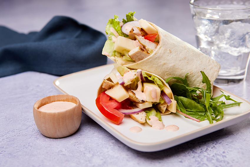 Hähnchen-Wraps mit Vacherin Fribourgeois AOP | Schweizer Käse