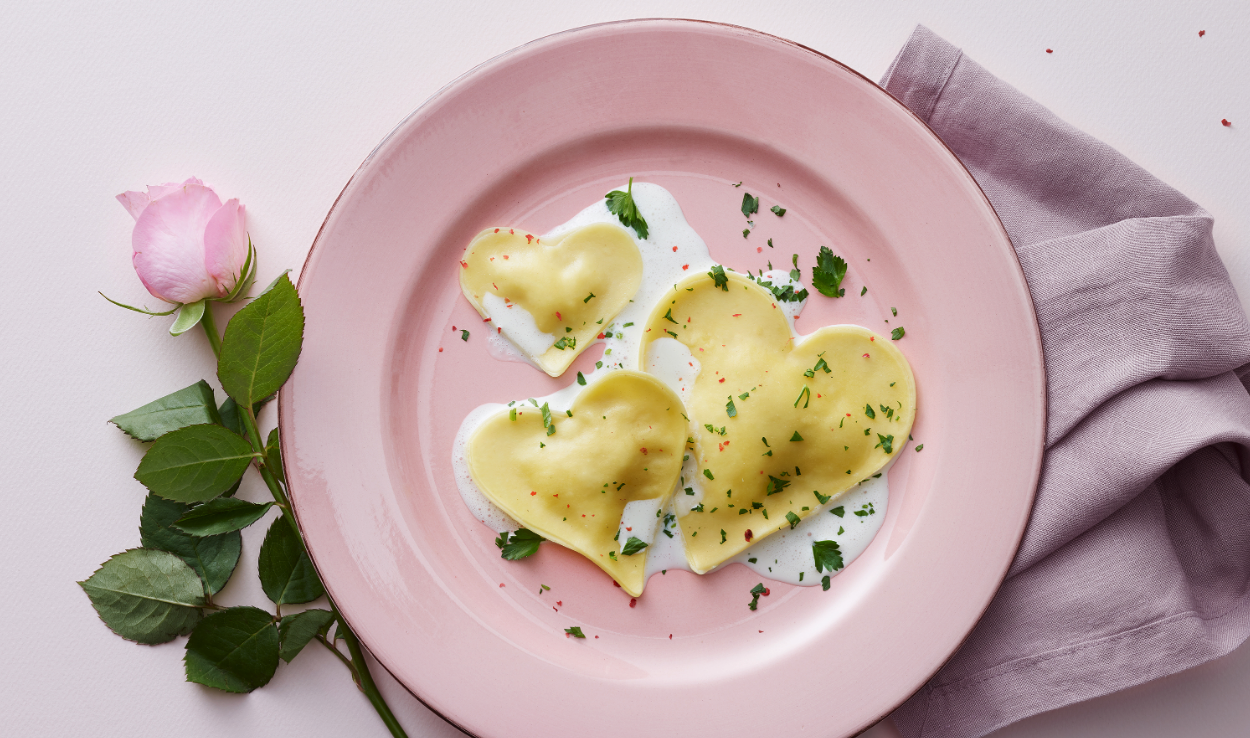 Herz-Ravioli mit Schweizer Emmentaler AOP und Prosecco-Sauce