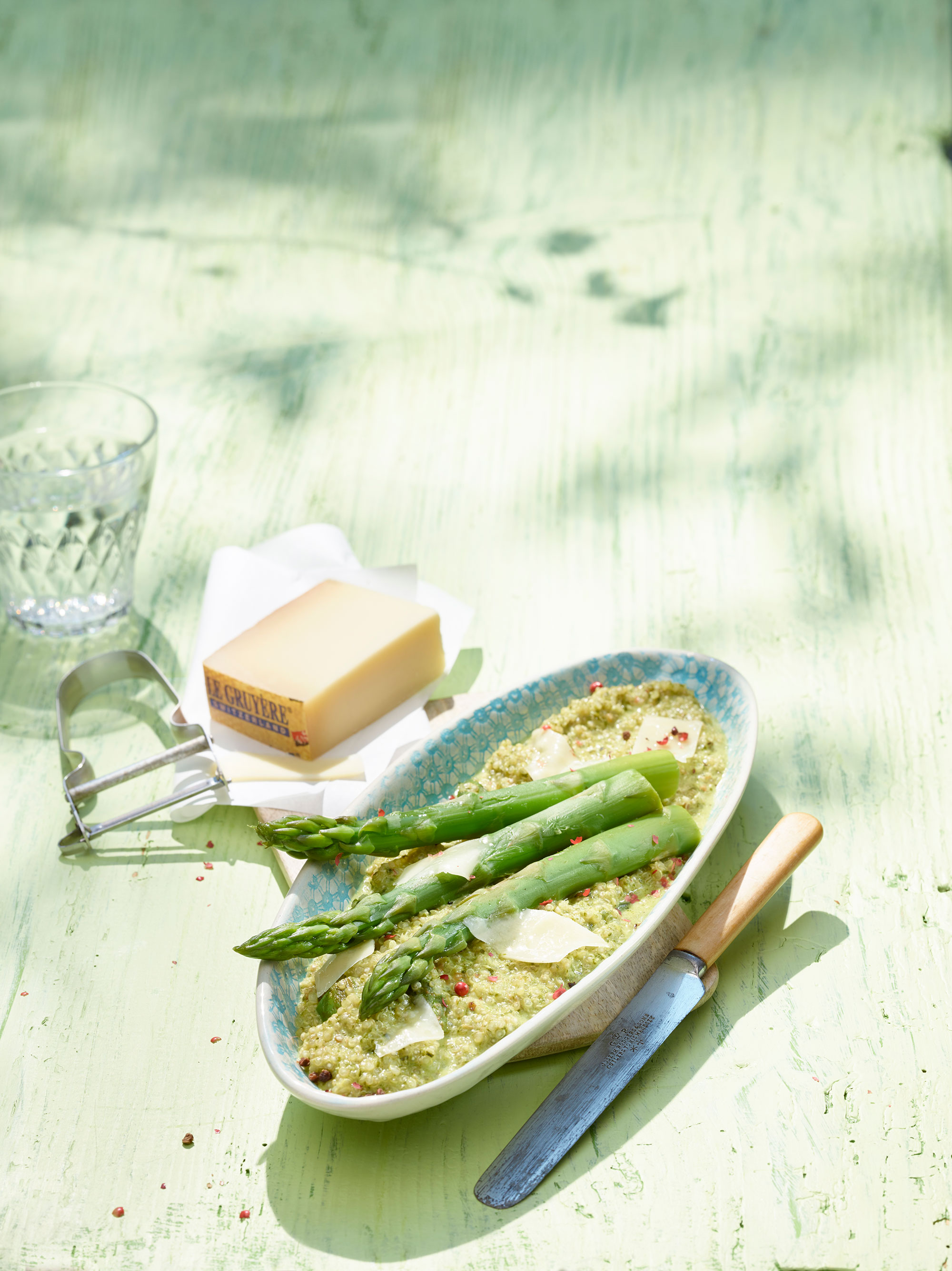 Spargel mit Quinoa und Le Gruyère AOP | Schweizer Käse