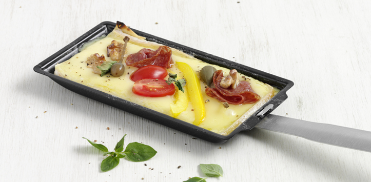 Sommer-Pizza im Grillpfännchen mit Raclette Suisse®