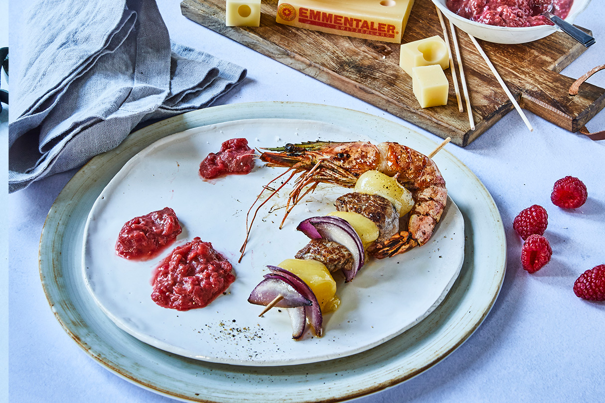 Surf & Turf Spieße mit Schweizer Emmentaler AOP