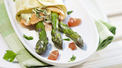 Spargel im Pastahemd mit Gruyère AOP