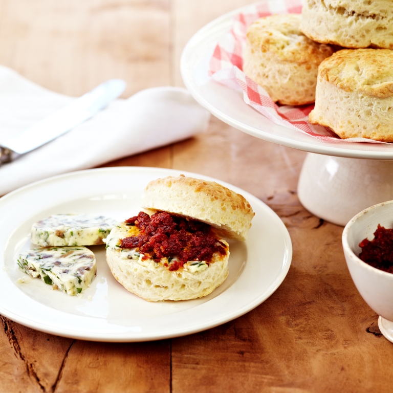 Scones mit Schweizer Emmentaler AOP