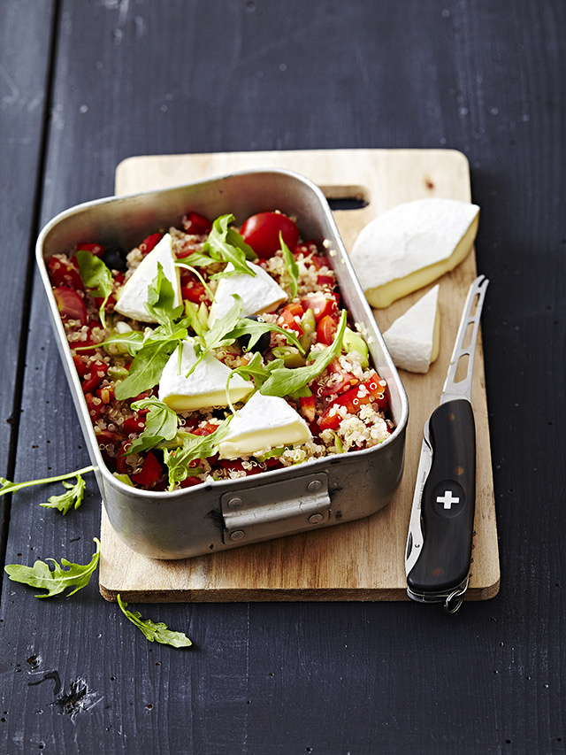 Quinoa-Salat mit Cherrytomaten und Tomme Vaudoise