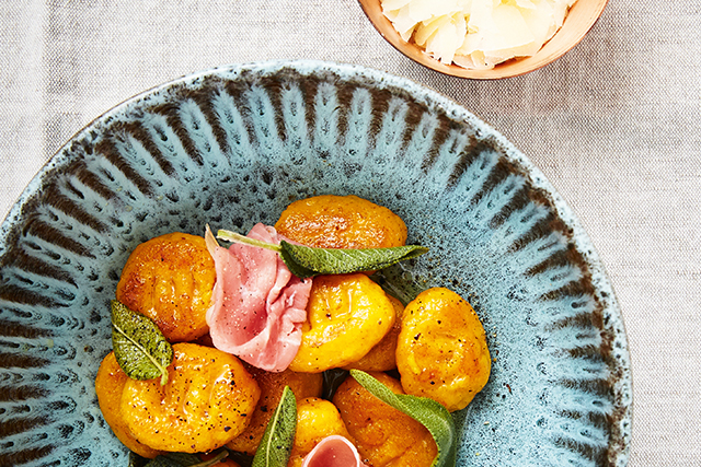 Kürbis-Gnocchi mit Bündner Bergkäse