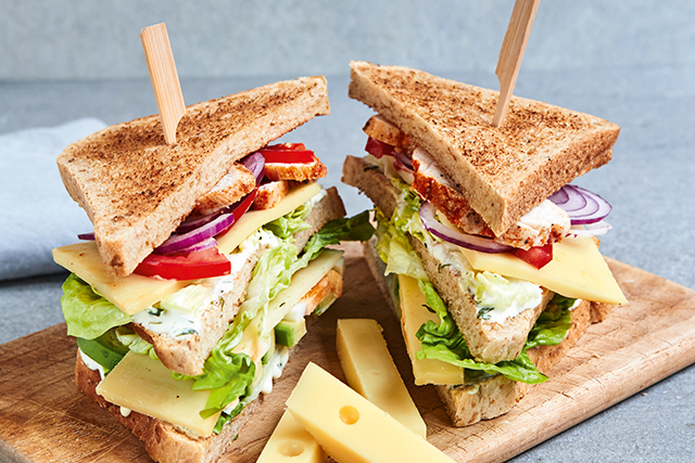 Club-Sandwich mit Appenzeller® und Hähnchen